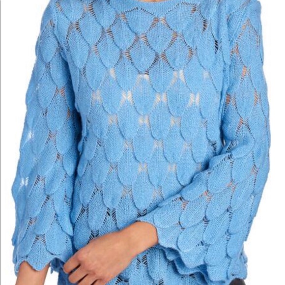 NWT Blue Knit Sweater Bell Sleeves Size Medium - Picture 6 of 8